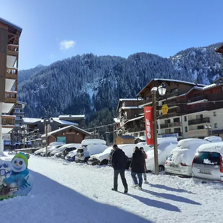 A Valfrejus, Proche Telecabine - Fr-1-561-128 * Modane